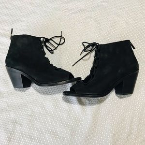 Eileen Fisher heels